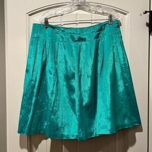 Fits TTS BEAUTIFUL jewel tone emerald green skirt Size 16